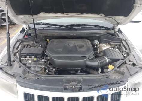 2016 Jeep Grand Cherokee Laredo z USA, uszkodzony, nr VIN 1C4RJEAG8GC501188